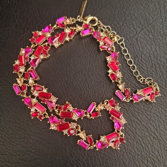 White House Black‎ Market Necklace Gold Tone Red Pink and Clear Crystal Clusters - Picture 3 of 10
